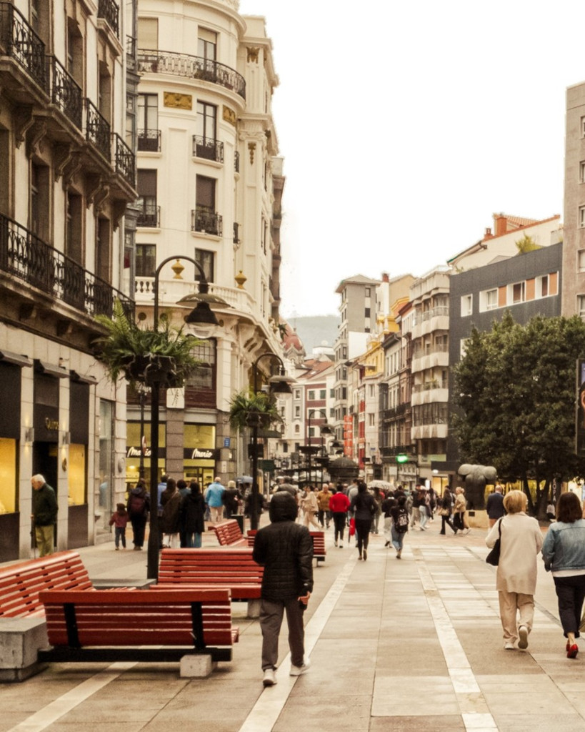 Eje Comercial Oviedo noticia El Comercio